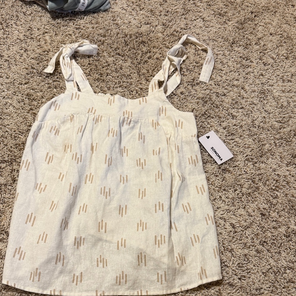 NWT Sonoma Cream and Tan Patterned Camisole